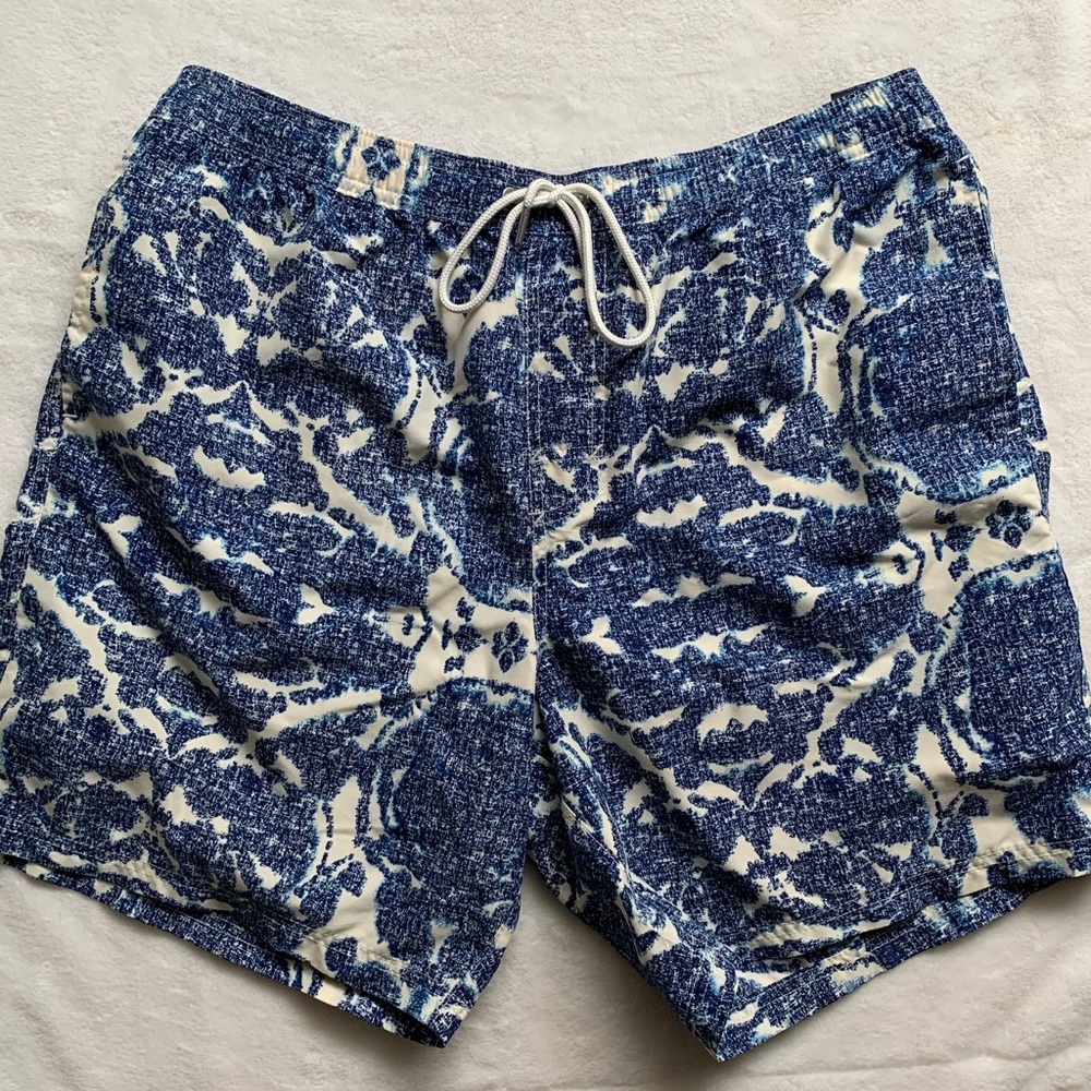 Tommy Bahama Patterned Swim Suit